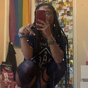 Meet your Posher, Karima